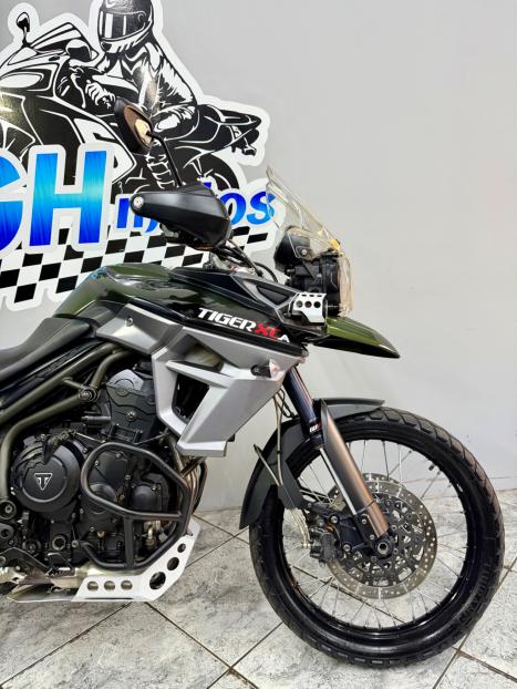 TRIUMPH Tiger 800 XCA, Foto 2