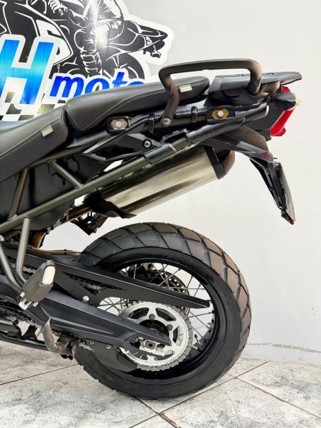 TRIUMPH Tiger 800 XCA, Foto 7
