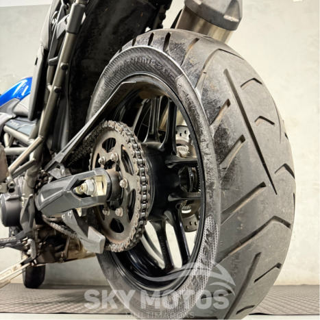 TRIUMPH Tiger 800 XRX L (LOW), Foto 19