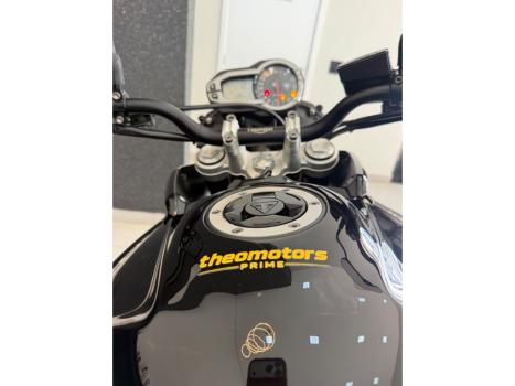 TRIUMPH Tiger 800 XR, Foto 8
