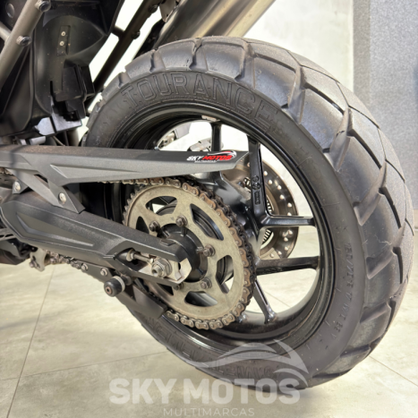 TRIUMPH Tiger 800 XR, Foto 19