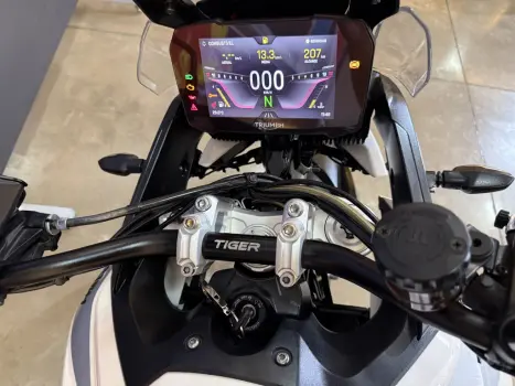 TRIUMPH Tiger 900 GT , Foto 14