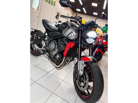 TRIUMPH Trident 660 , Foto 6
