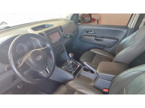 VOLKSWAGEN Amarok 2.0 16V 4X4 CABINE DUPLA  HIGHLINE TURBO INTERCOOLER, Foto 4 VOLKSWAGEN Amarok 2.0 16V 4X4 CABINE DUPLA  HIGHLINE TURBO INTERCOOLER, Foto 4