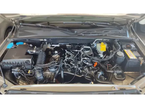 VOLKSWAGEN Amarok 2.0 16V 4X4 CABINE DUPLA  HIGHLINE TURBO INTERCOOLER, Foto 9 VOLKSWAGEN Amarok 2.0 16V 4X4 CABINE DUPLA  HIGHLINE TURBO INTERCOOLER, Foto 9