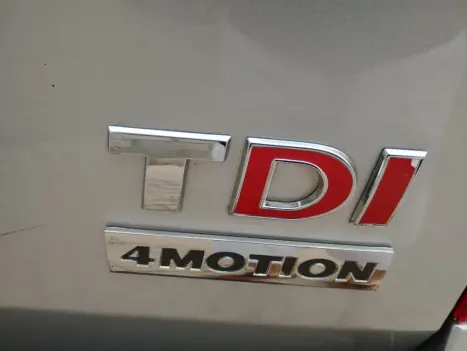 VOLKSWAGEN Amarok 2.0 16V 4X4 CABINE DUPLA  HIGHLINE TURBO INTERCOOLER, Foto 14