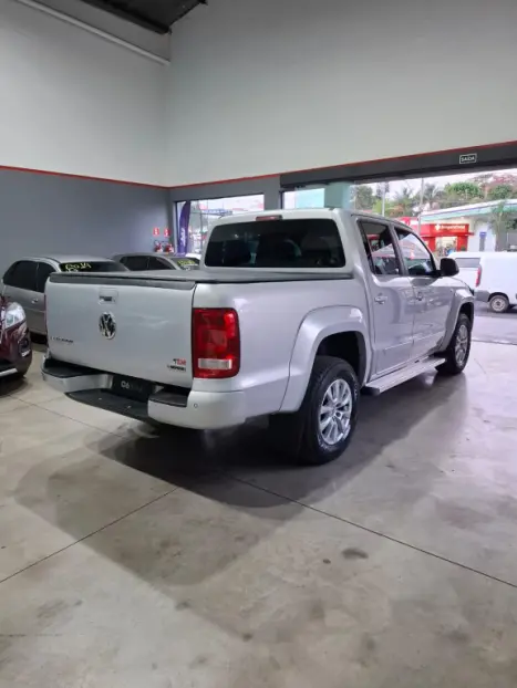 VOLKSWAGEN Amarok 2.0 16V 4X4 CABINE DUPLA TRENDLINE TURBO INTERCOOLER AUTOMTICO, Foto 6