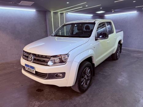 VOLKSWAGEN Amarok 2.0 16V 4X4 CABINE DUPLA HIGHLINE TURBO INTERCOOLER AUTOMÁTICO, Foto 3 VOLKSWAGEN Amarok 2.0 16V 4X4 CABINE DUPLA HIGHLINE TURBO INTERCOOLER AUTOMÁTICO, Foto 3