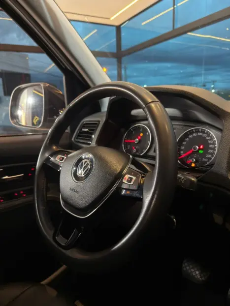 VOLKSWAGEN Amarok 2.0 16V 4X4 CABINE DUPLA TRENDLINE TURBO INTERCOOLER AUTOM�TICO, Foto 15