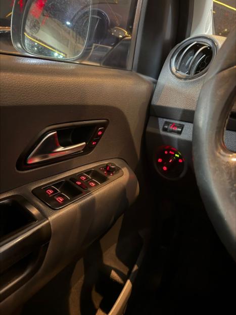 VOLKSWAGEN Amarok 2.0 16V 4X4 CABINE DUPLA HIGHLINE TURBO INTERCOOLER AUTOM�TICO, Foto 15