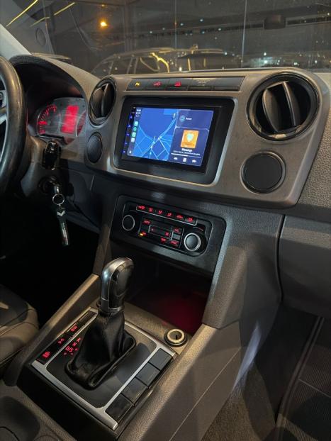 VOLKSWAGEN Amarok 2.0 16V 4X4 CABINE DUPLA HIGHLINE TURBO INTERCOOLER AUTOM�TICO, Foto 17