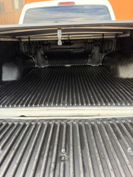 VOLKSWAGEN Amarok 2.0 16V 4X4 CABINE DUPLA HIGHLINE ULTIMATE TURBO INTERCOOLER AUTOM�TICO, Foto 19