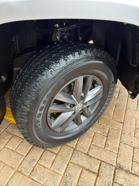 VOLKSWAGEN Amarok 2.0 16V 4X4 CABINE SIMPLES TURBO INTERCOOLER, Foto 3