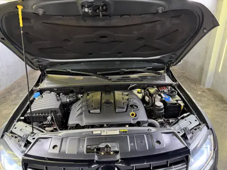 VOLKSWAGEN Amarok 3.0 V6 CABINE DUPLA HIGHLINE EXTREME 4X4 TURBO INTERCOOLER AUTOMTICO, Foto 14