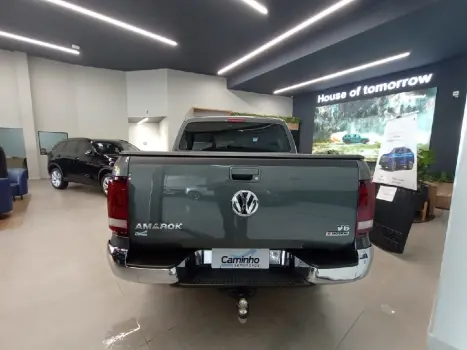VOLKSWAGEN Amarok 3.0 V6 CABINE DUPLA HIGHLINE 4X4 TURBO INTERCOOLER AUTOMTICO, Foto 6