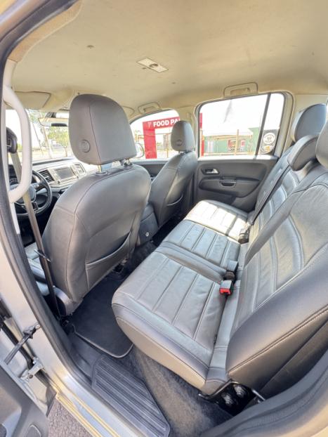 VOLKSWAGEN Amarok 3.0 V6 CABINE DUPLA HIGHLINE 4X4 TURBO INTERCOOLER AUTOMTICO, Foto 3