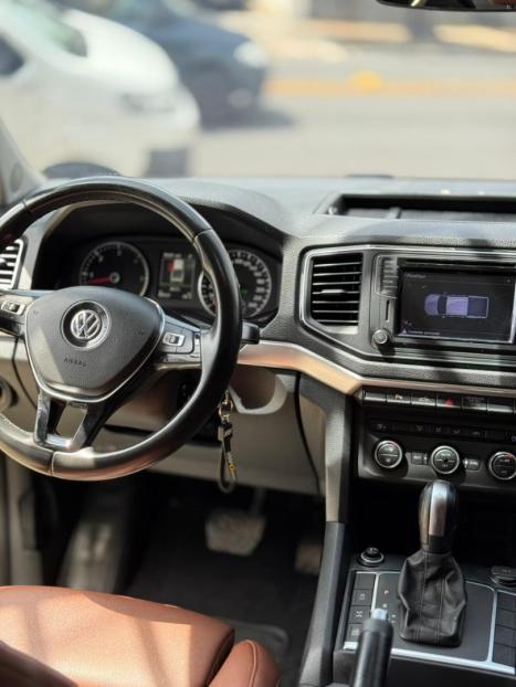 VOLKSWAGEN Amarok 3.0 V6 CABINE DUPLA HIGHLINE 4X4 TURBO INTERCOOLER AUTOMTICO, Foto 15