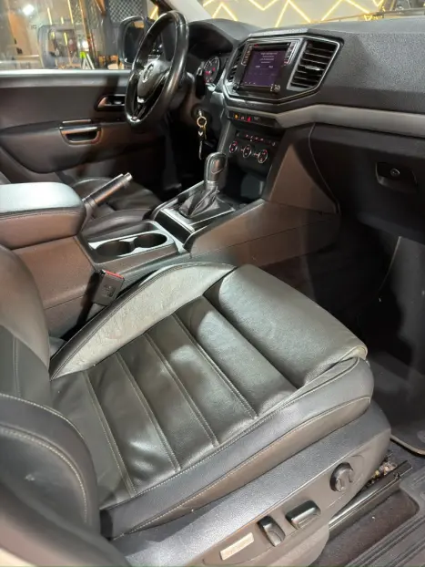 VOLKSWAGEN Amarok 3.0 V6 CABINE DUPLA HIGHLINE 4X4 TURBO INTERCOOLER AUTOM�TICO, Foto 18