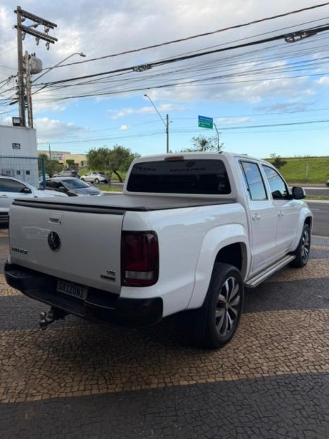 VOLKSWAGEN Amarok 3.0 V6 CABINE DUPLA COMFORT 4X4 TURBO INTERCOOLER AUTOM�TICO, Foto 4