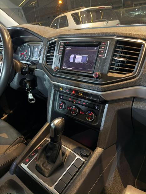 VOLKSWAGEN Amarok 3.0 V6 CABINE DUPLA HIGHLINE 4X4 TURBO INTERCOOLER AUTOM�TICO, Foto 17