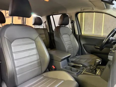 VOLKSWAGEN Amarok 3.0 V6 CABINE DUPLA HIGHLINE 4X4 TURBO INTERCOOLER AUTOM�TICO, Foto 13