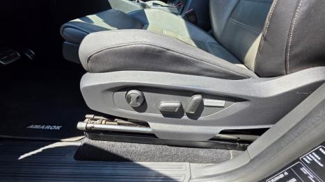 VOLKSWAGEN Amarok 3.0 V6 CABINE DUPLA HIGHLINE 4X4 TURBO INTERCOOLER AUTOM�TICO, Foto 7