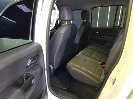 VOLKSWAGEN Amarok 3.0 V6 CABINE DUPLA HIGHLINE 4X4 TURBO INTERCOOLER AUTOM�TICO, Foto 13