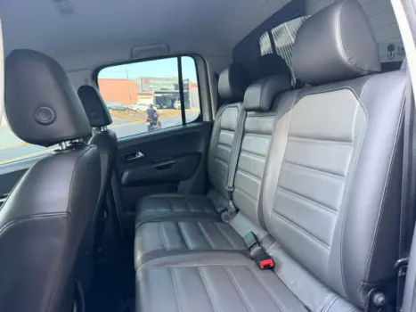 VOLKSWAGEN Amarok 3.0 V6 CABINE DUPLA HIGHLINE 4X4 TURBO INTERCOOLER AUTOM�TICO, Foto 13