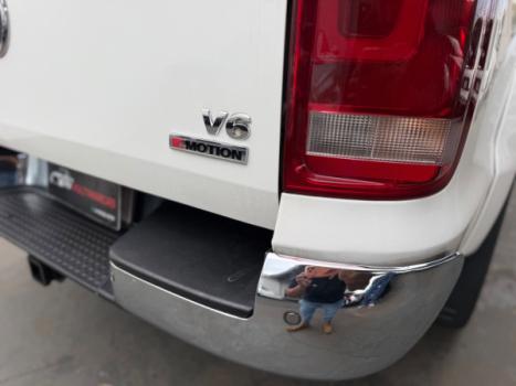 VOLKSWAGEN Amarok 3.0 V6 CABINE DUPLA HIGHLINE 4X4 TURBO INTERCOOLER AUTOM�TICO, Foto 7