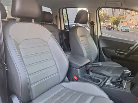 VOLKSWAGEN Amarok 3.0 V6 CABINE DUPLA HIGHLINE 4X4 TURBO INTERCOOLER AUTOM�TICO, Foto 11