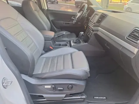 VOLKSWAGEN Amarok 3.0 V6 CABINE DUPLA HIGHLINE 4X4 TURBO INTERCOOLER AUTOM�TICO, Foto 13