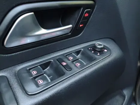 VOLKSWAGEN Amarok 3.0 V6 CABINE DUPLA HIGHLINE 4X4 TURBO INTERCOOLER AUTOM�TICO, Foto 12