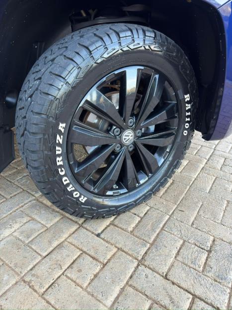 VOLKSWAGEN Amarok 3.0 V6 CABINE DUPLA HIGHLINE EXTREME 4X4 TURBO INTERCOOLER AUTOM�TICO, Foto 4