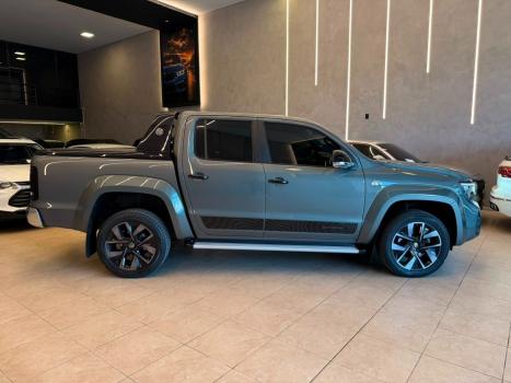 VOLKSWAGEN Amarok 3.0 V6 CABINE DUPLA HIGHLINE EXTREME 4X4 TURBO INTERCOOLER AUTOM�TICO, Foto 3