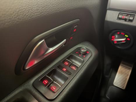 VOLKSWAGEN Amarok 3.0 V6 CABINE DUPLA HIGHLINE EXTREME 4X4 TURBO INTERCOOLER AUTOM�TICO, Foto 7