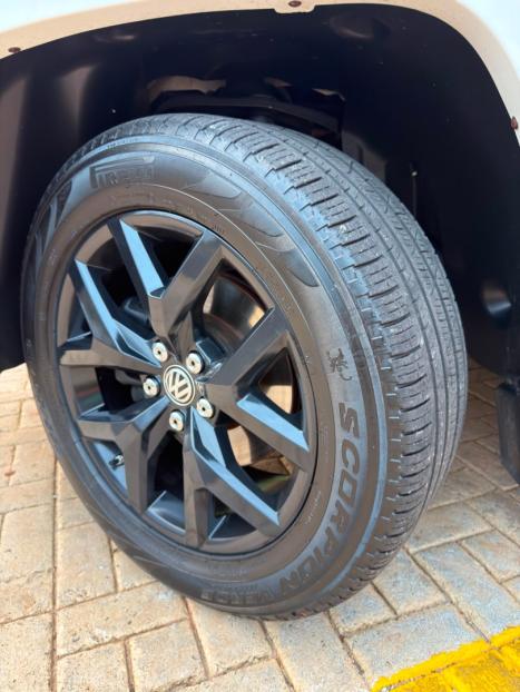 VOLKSWAGEN Amarok 3.0 V6 CABINE DUPLA HIGHLINE 4X4 TURBO INTERCOOLER AUTOM�TICO, Foto 8