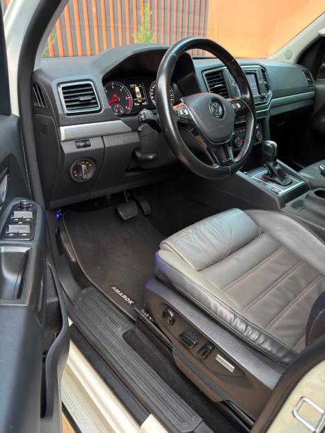 VOLKSWAGEN Amarok 3.0 V6 CABINE DUPLA HIGHLINE 4X4 TURBO INTERCOOLER AUTOM�TICO, Foto 20