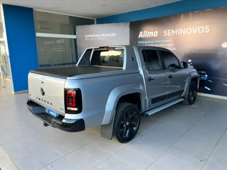 VOLKSWAGEN Amarok 3.0 V6 CABINE DUPLA HIGHLINE EXTREME 4X4 TURBO INTERCOOLER AUTOM�TICO, Foto 6