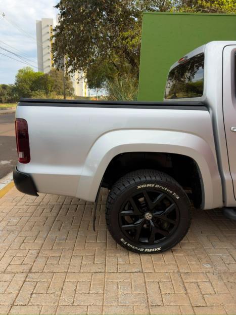 VOLKSWAGEN Amarok 3.0 V6 CABINE DUPLA HIGHLINE 4X4 TURBO INTERCOOLER AUTOM�TICO, Foto 13
