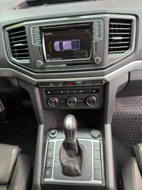 VOLKSWAGEN Amarok 3.0 V6 CABINE DUPLA HIGHLINE 4X4 TURBO INTERCOOLER AUTOM�TICO, Foto 16