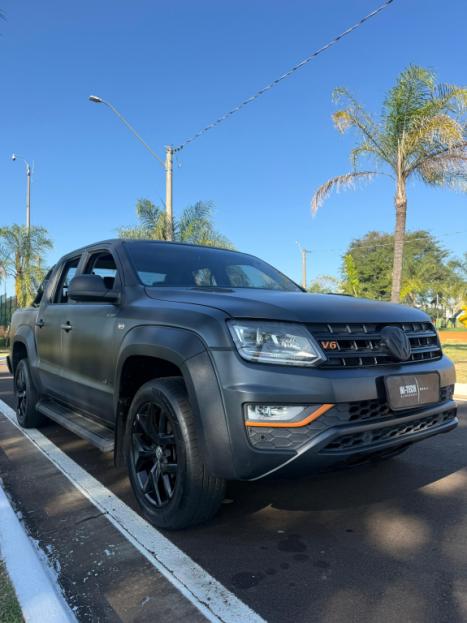 VOLKSWAGEN Amarok 3.0 V6 CABINE DUPLA HIGHLINE 4X4 TURBO INTERCOOLER AUTOM�TICO, Foto 4