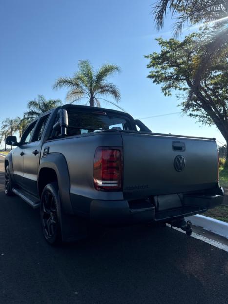 VOLKSWAGEN Amarok 3.0 V6 CABINE DUPLA HIGHLINE 4X4 TURBO INTERCOOLER AUTOM�TICO, Foto 10