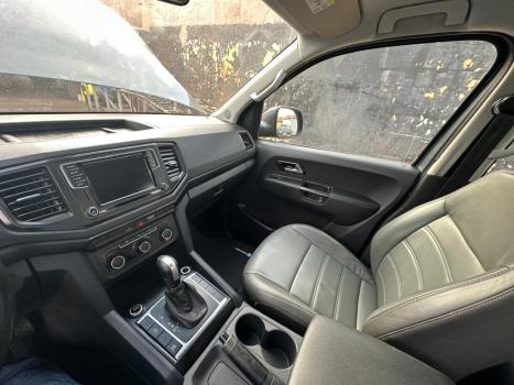VOLKSWAGEN Amarok 3.0 V6 CABINE DUPLA COMFORT 4X4 TURBO INTERCOOLER AUTOMÁTICO, Foto 2