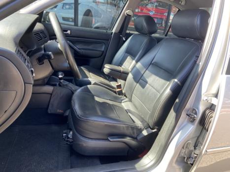 VOLKSWAGEN Bora 2.0 4P AUTOM�TICO, Foto 9