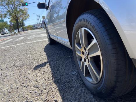 VOLKSWAGEN Bora 2.0 4P AUTOM�TICO, Foto 11
