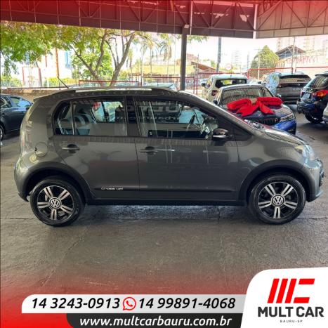 VOLKSWAGEN Cross UP 1.0 12V 4P TSI FLEX, Foto 8 VOLKSWAGEN Cross UP 1.0 12V 4P TSI FLEX, Foto 8