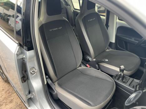 VOLKSWAGEN Cross UP 1.0 12V 4P TSI FLEX, Foto 12