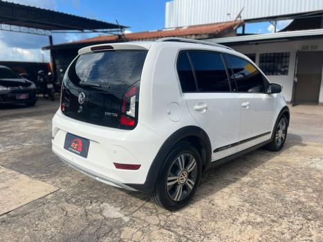 VOLKSWAGEN Cross UP 1.0 12V 4P TSI FLEX, Foto 4