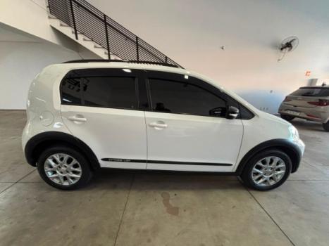 VOLKSWAGEN Cross UP 1.0 12V 4P TSI FLEX, Foto 5