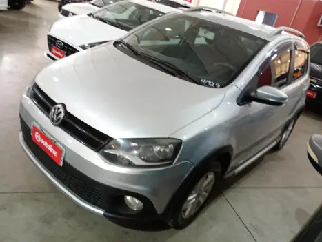 VOLKSWAGEN Crossfox 1.6 4P FLEX, Foto 3 VOLKSWAGEN Crossfox 1.6 4P FLEX, Foto 3